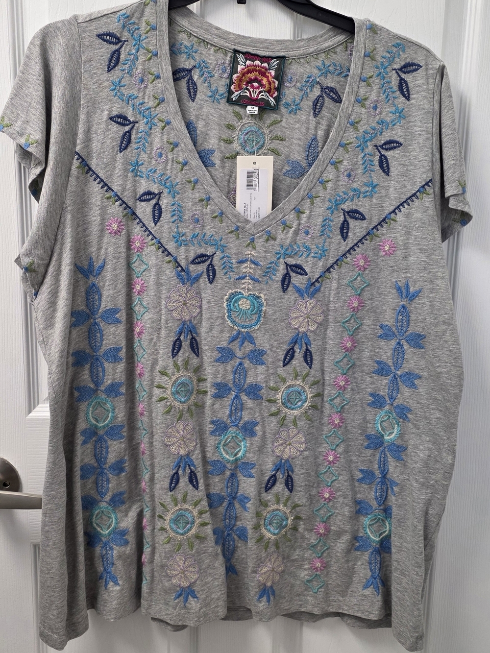 Johnny Was Women’s Oriel Flutter Sleeve Embroidered Top Shirt Gray Plus 1X BOHO